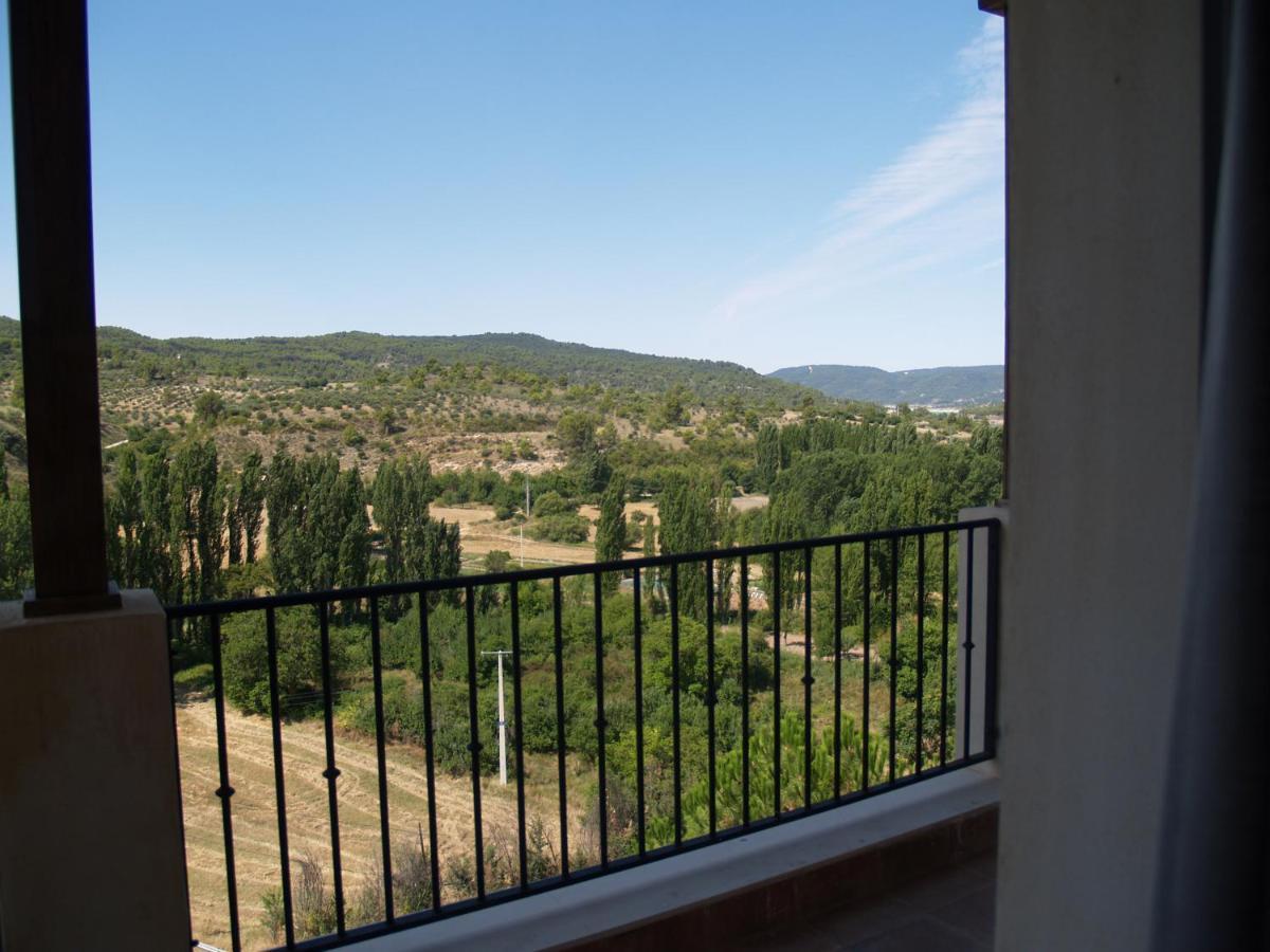 ホテル El Balcon De La Vega Pareja エクステリア 写真