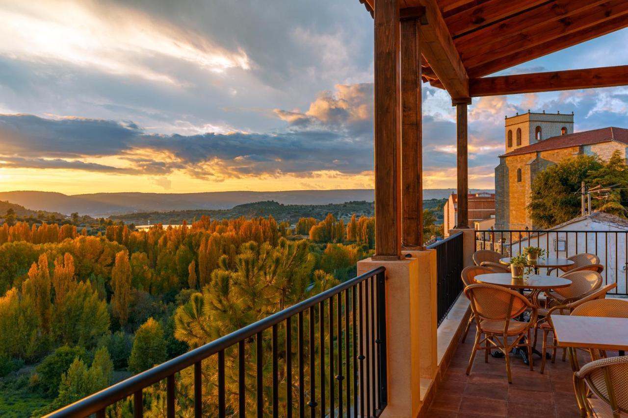 ホテル El Balcon De La Vega Pareja エクステリア 写真