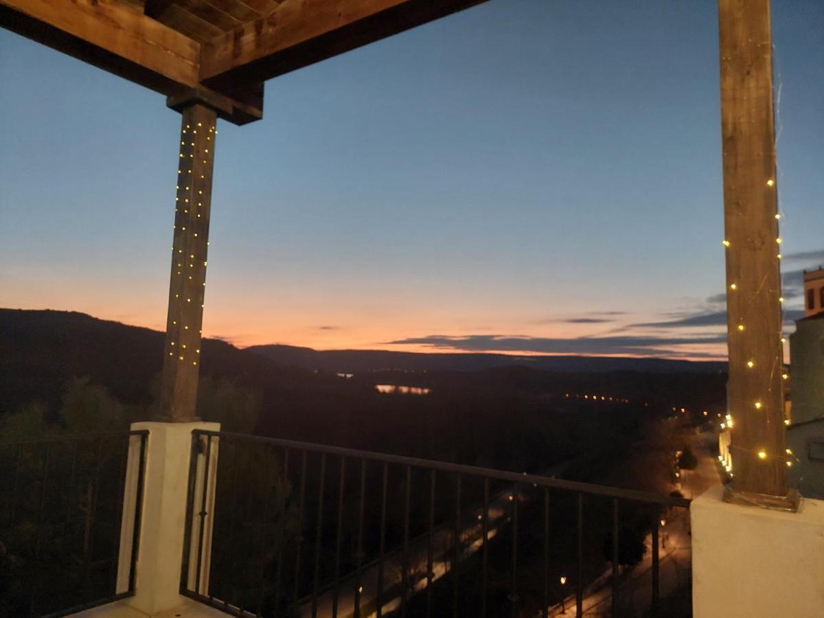 ホテル El Balcon De La Vega Pareja エクステリア 写真