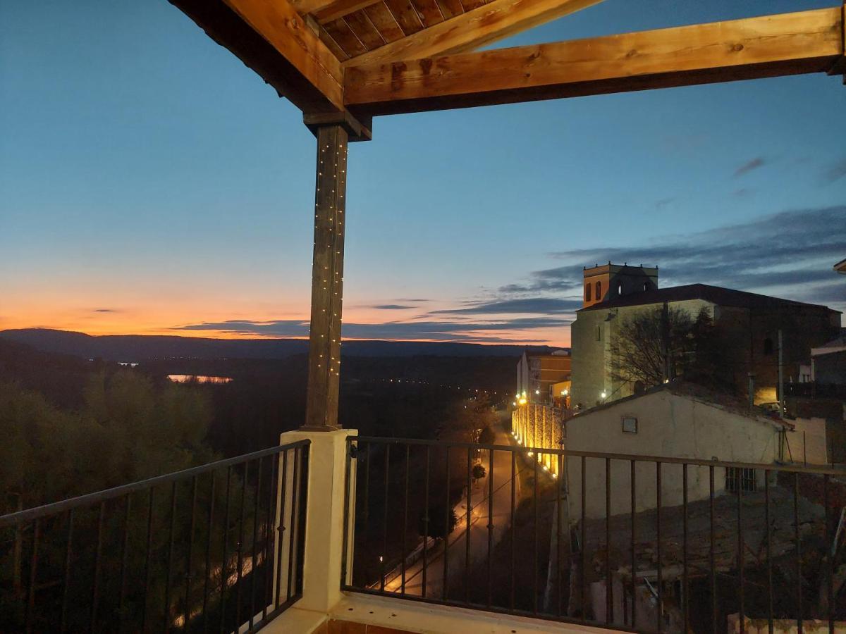 ホテル El Balcon De La Vega Pareja エクステリア 写真