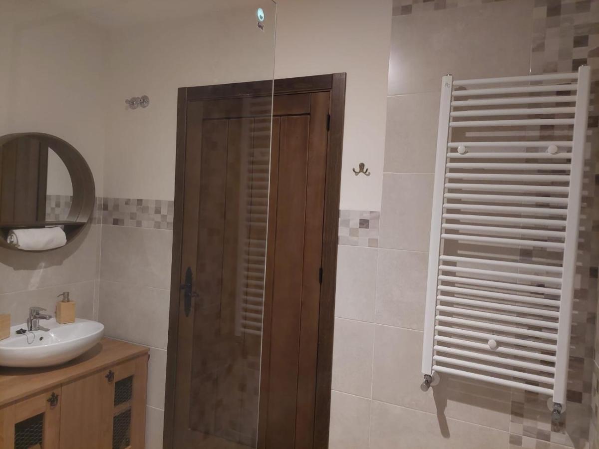 ホテル El Balcon De La Vega Pareja エクステリア 写真